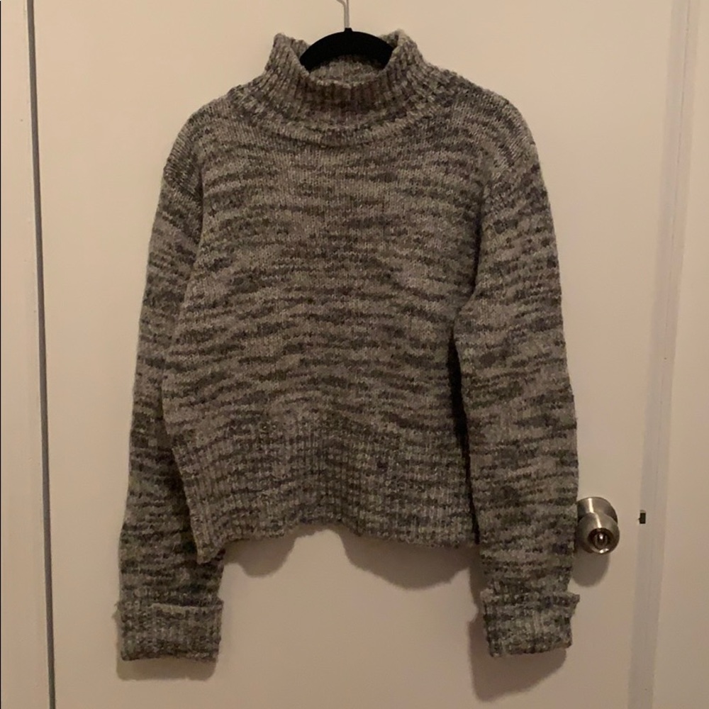 Kenneth Cole Marled Turtle Neck!